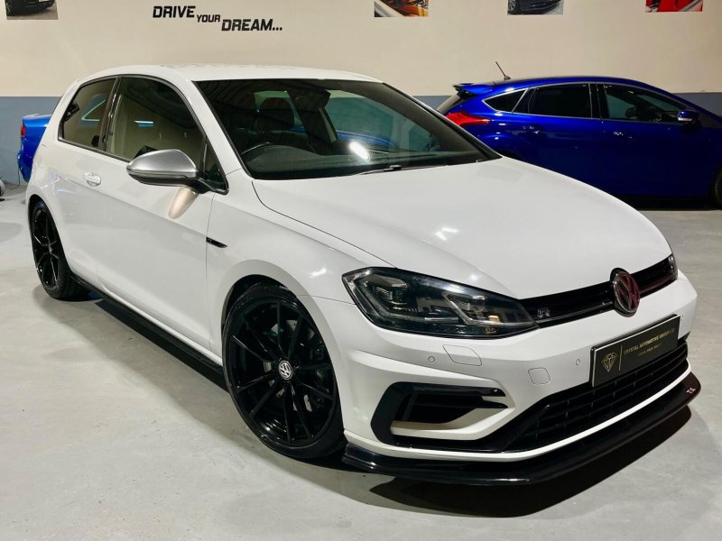 VOLKSWAGEN GOLF 2.0 TSI R 4Motion Euro 6 (s/s) 3dr