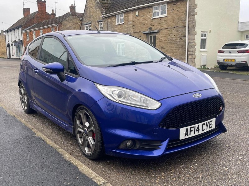 FORD FIESTA 1.6T EcoBoost ST-2 Euro 5 3dr